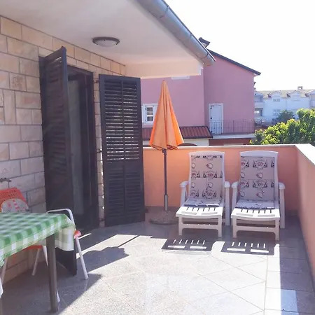 Gracia Apartment
