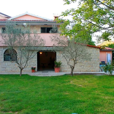 Gracia Apartment *