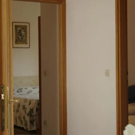 Apartment Gracia Funtana